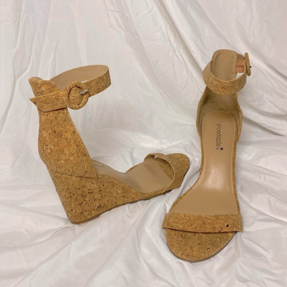 Cork wedge heels